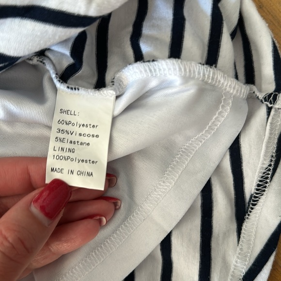 *last day 5/12!* BTFBM | Women’s white and navy striped, side rouched, dress - Picture 4 of 16